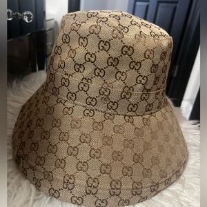 Gucci large bucket hat *new*